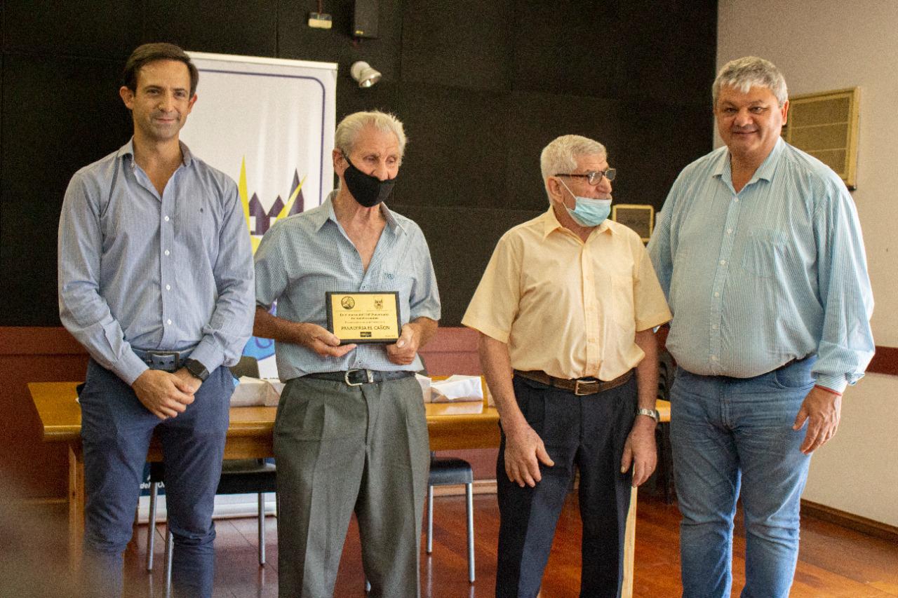 reconocimiento a comercios de la ciudad (3)