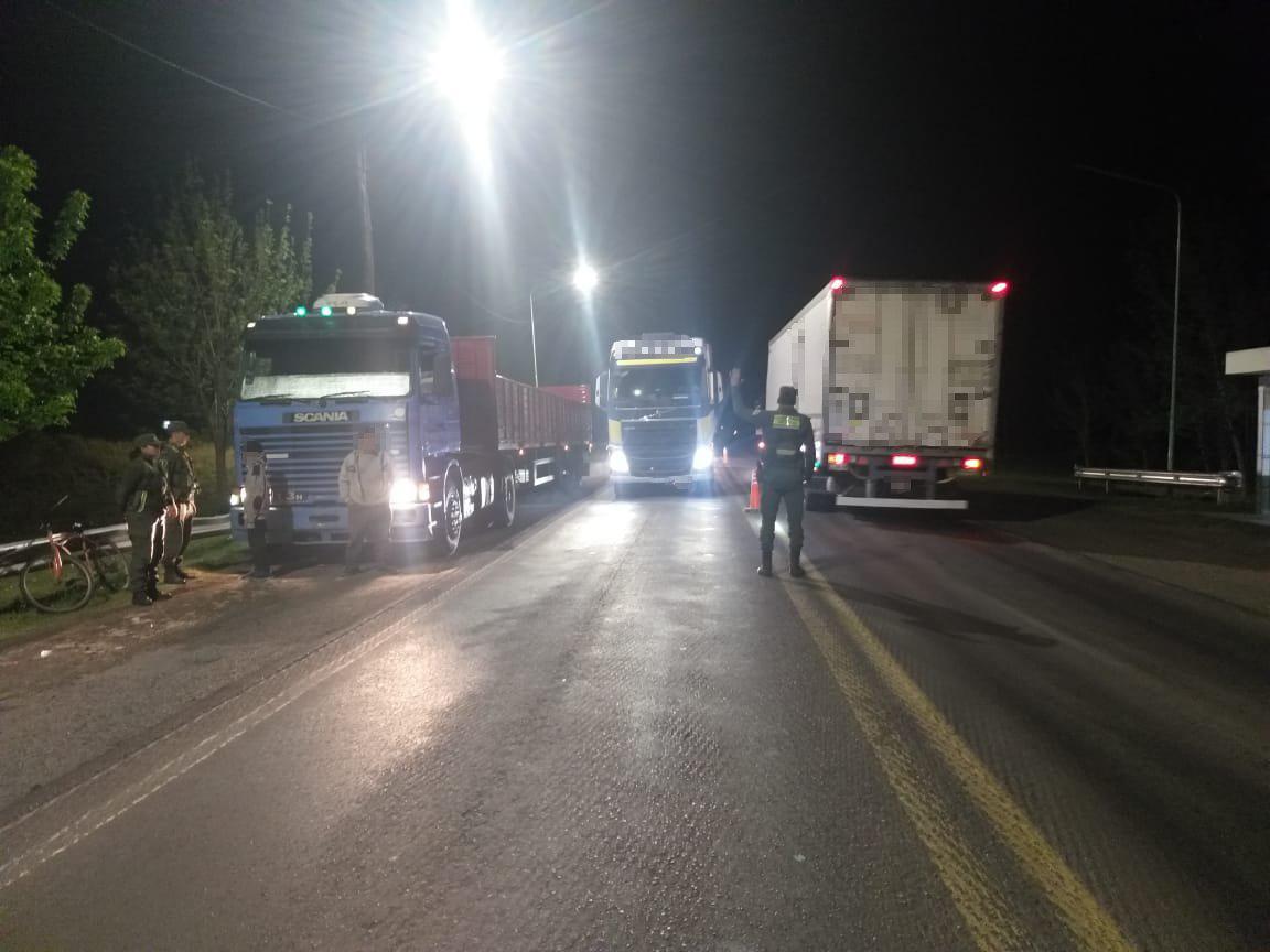 Gendarmes hallan a un menor que era buscado por su familia (2)