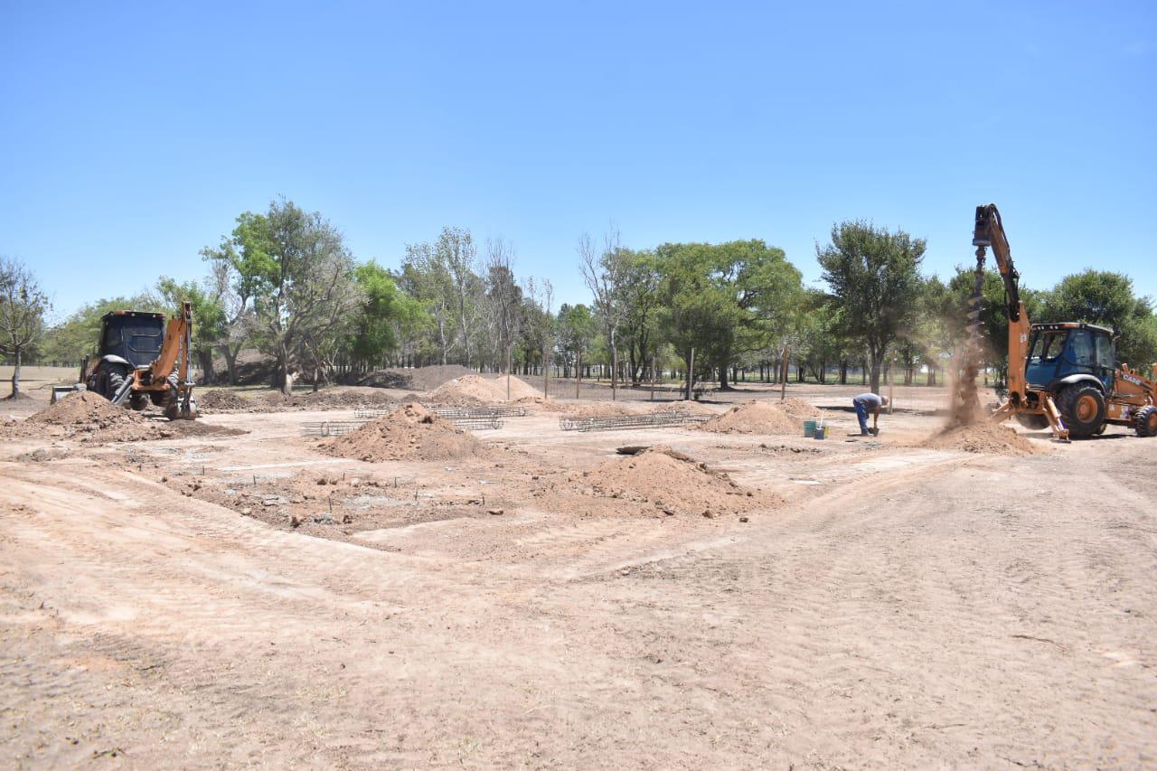 324333024_911815956930232_61730282620119617_n