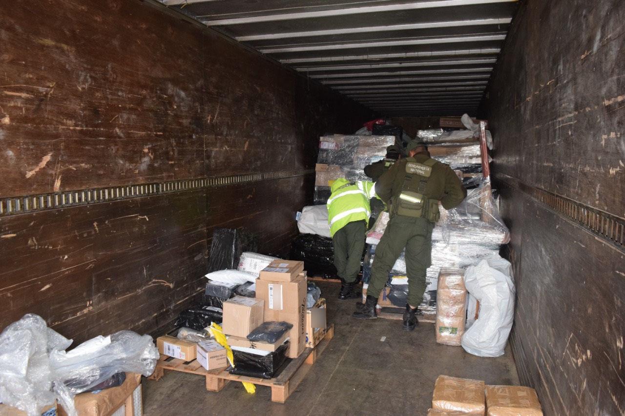 Secuestran más de 58 kilos de hojas de coca en un transporte de encomiendas (2)