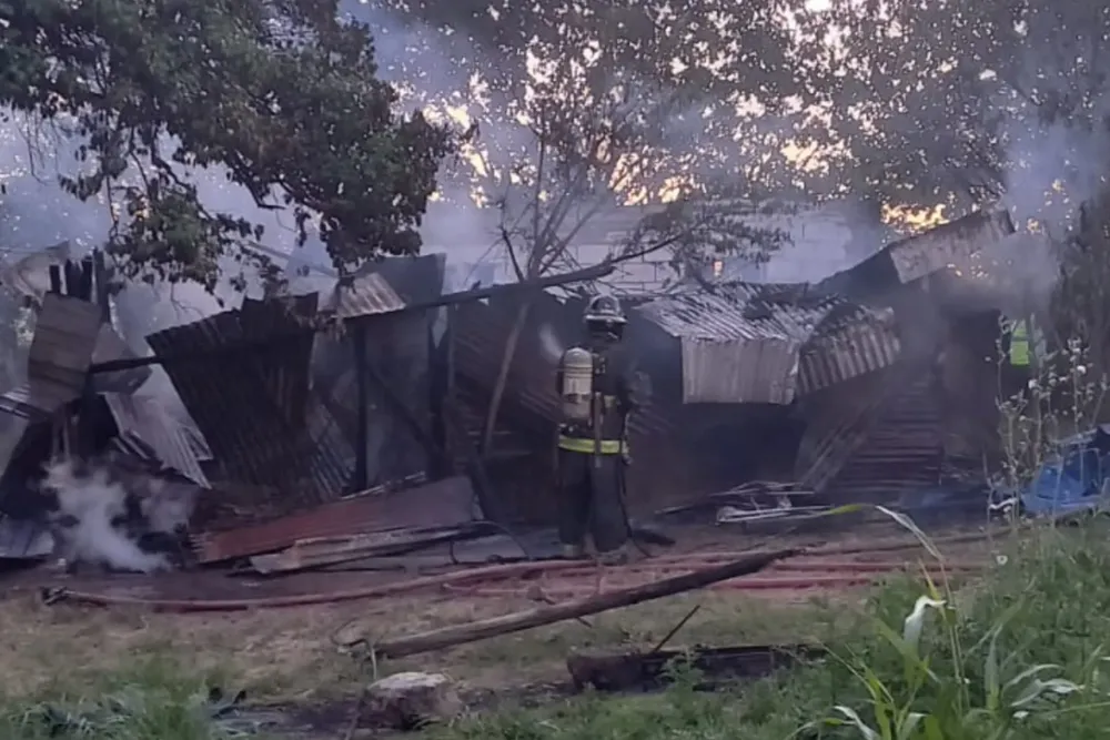 Incendio en Barrio San Sebastián, Puerto San Martín 
