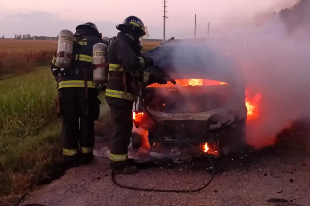 incendio auto