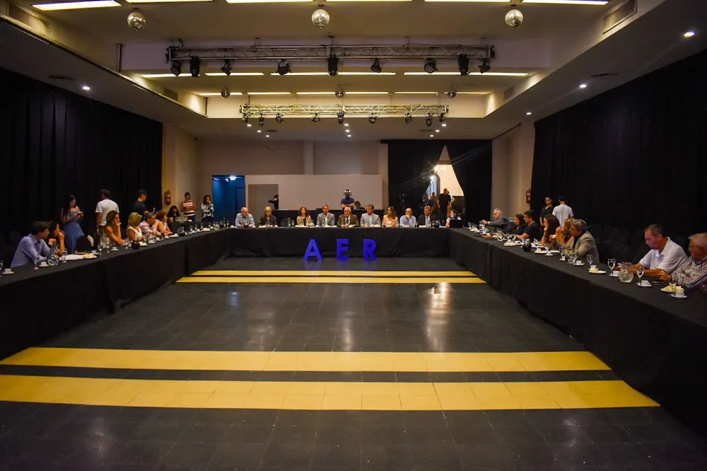 WhatsApp Image 2025-12-03 at 09.13.21 (4)