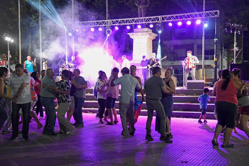 música en vivo en la plaza San Martín