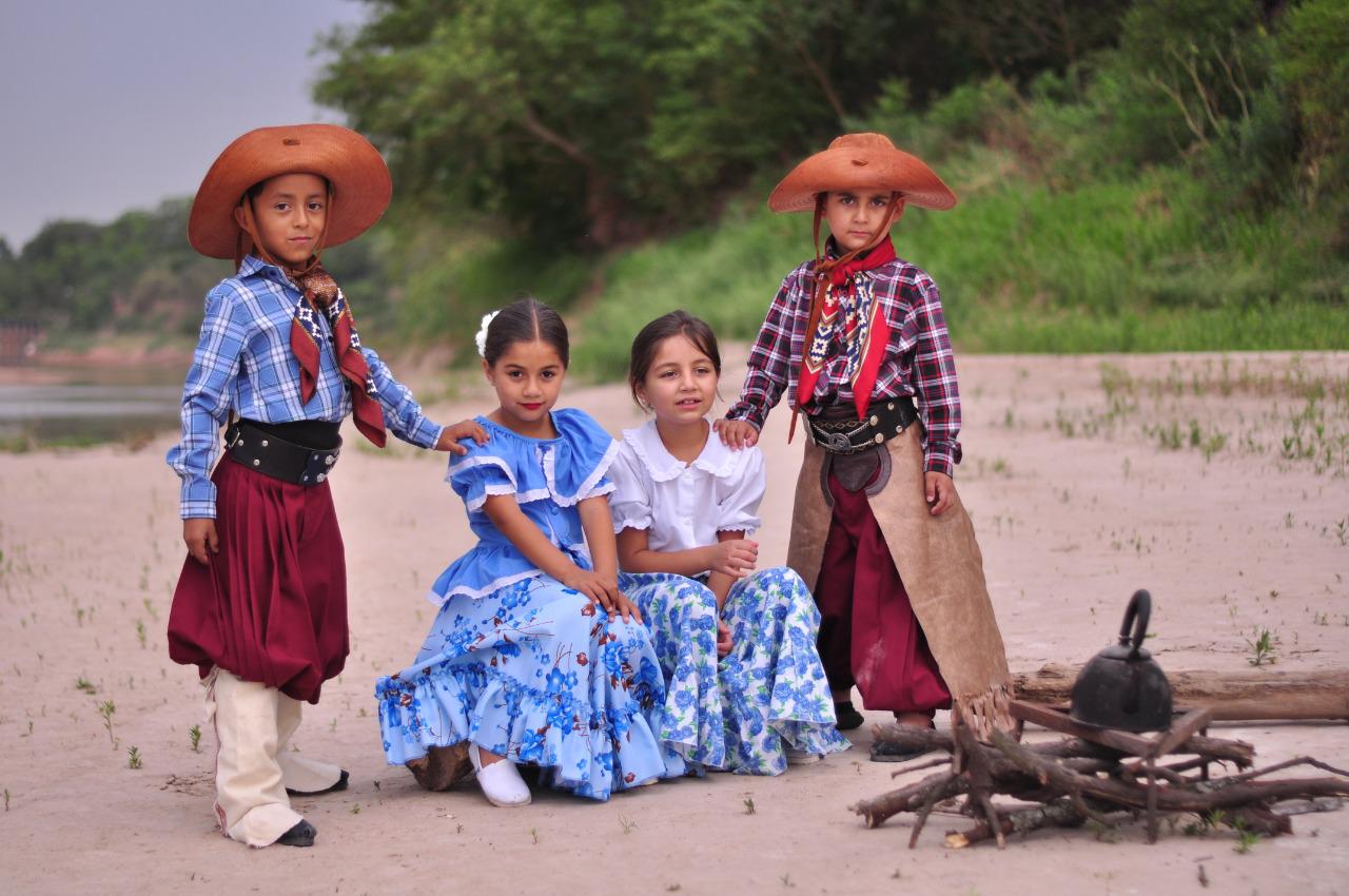 20_2 - folklore y tradicion