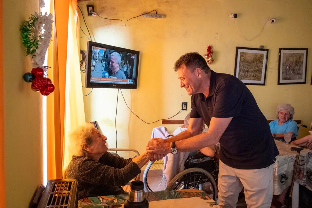 Raimundo navidad geriatricos