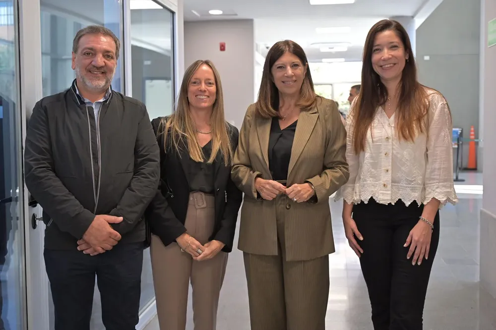 Clara García presentación de la Plataforma Alberdi