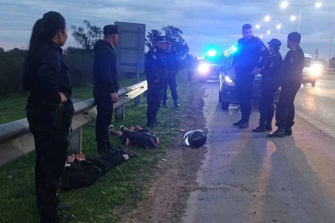 detenidos robo motocicleta autopista