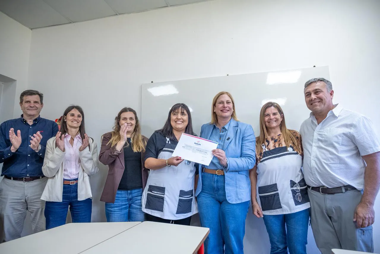 WhatsApp Image 2025-10-14 at 09.49.03 (2)