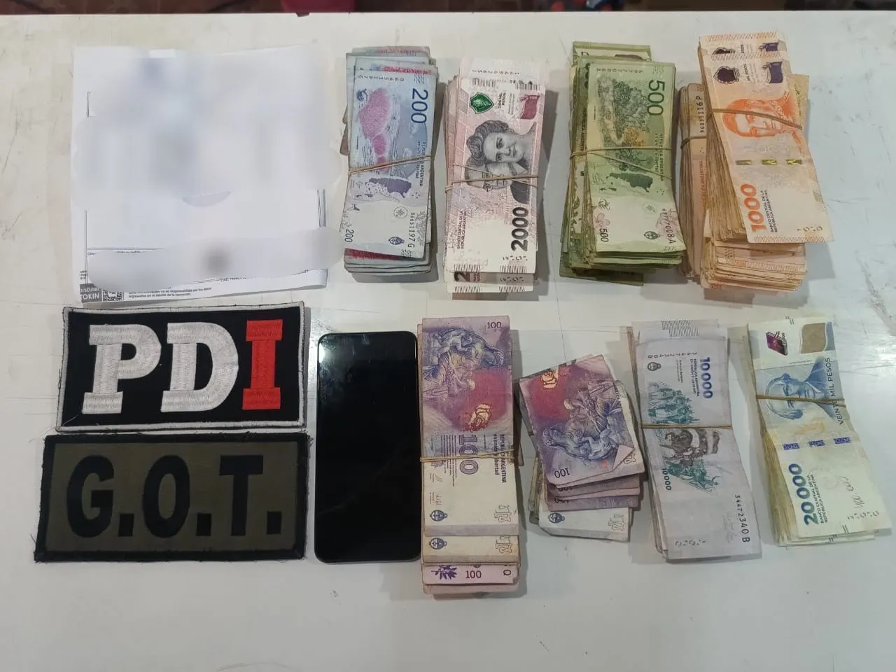 PDI realizó diferentes allanamientos en Capitán Bermúdez PDI realizó diferentes allanamientos en Capitán Bermúdez