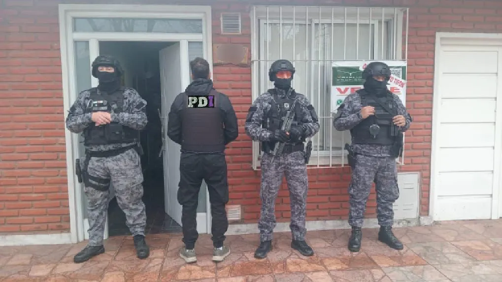 allanamiento balacera Mora