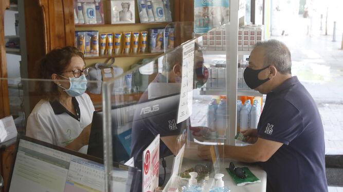 Atencion-farmacia-Cordoba-capital_1517258777_127781456_667x375