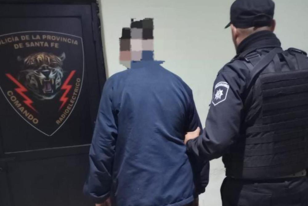 detenido golpeo a sus padres