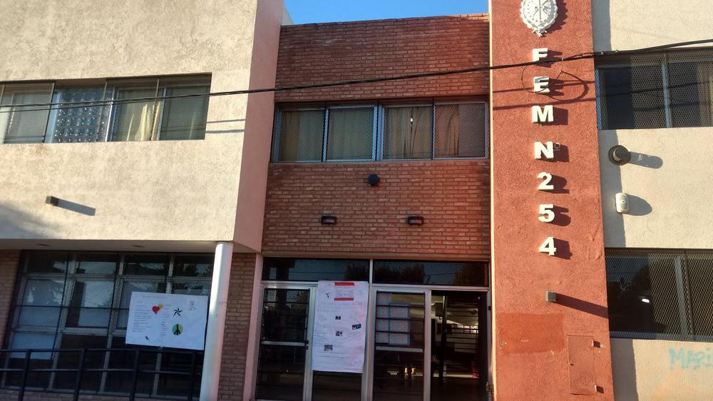 escuela 254