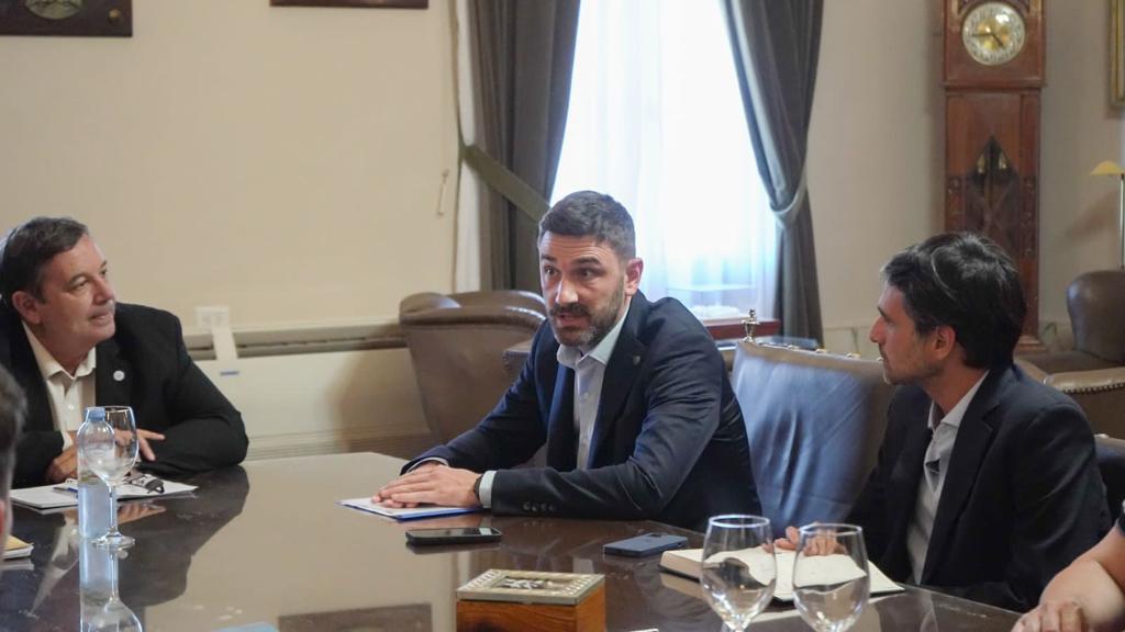 Estevez universidades nacionales