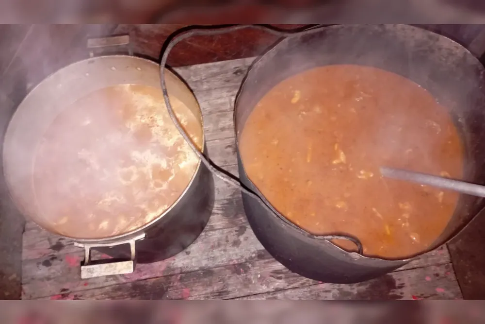 Más de 200 familias recibieron comida en barrio Norte