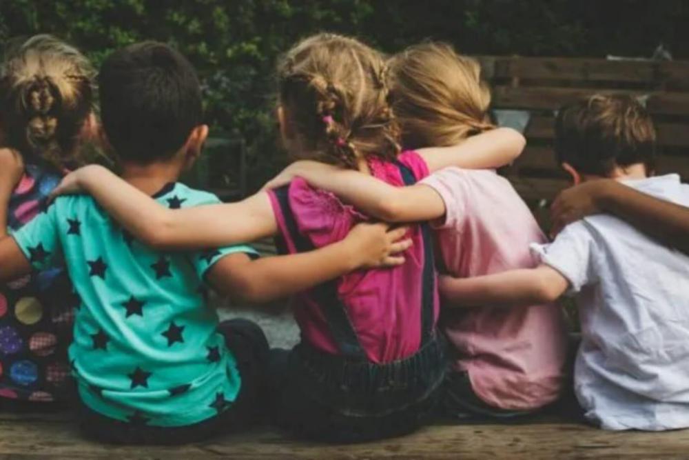 hermanitos en adopción