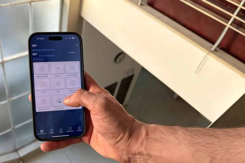 WhatsApp Image 2025-12-06 at 09.43.10