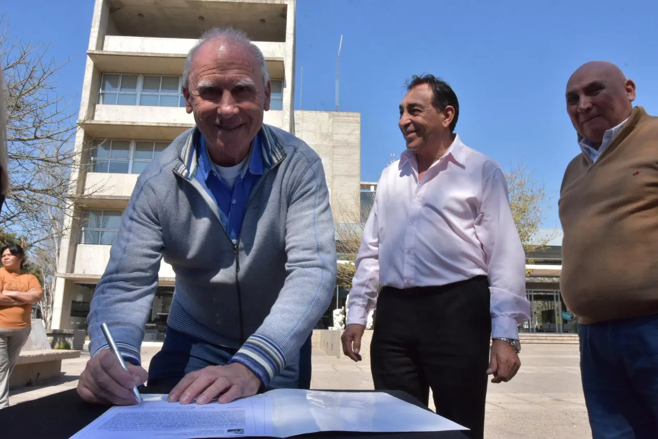 9cdd2c02-6ab3-4962-9355-68e5ec03467f