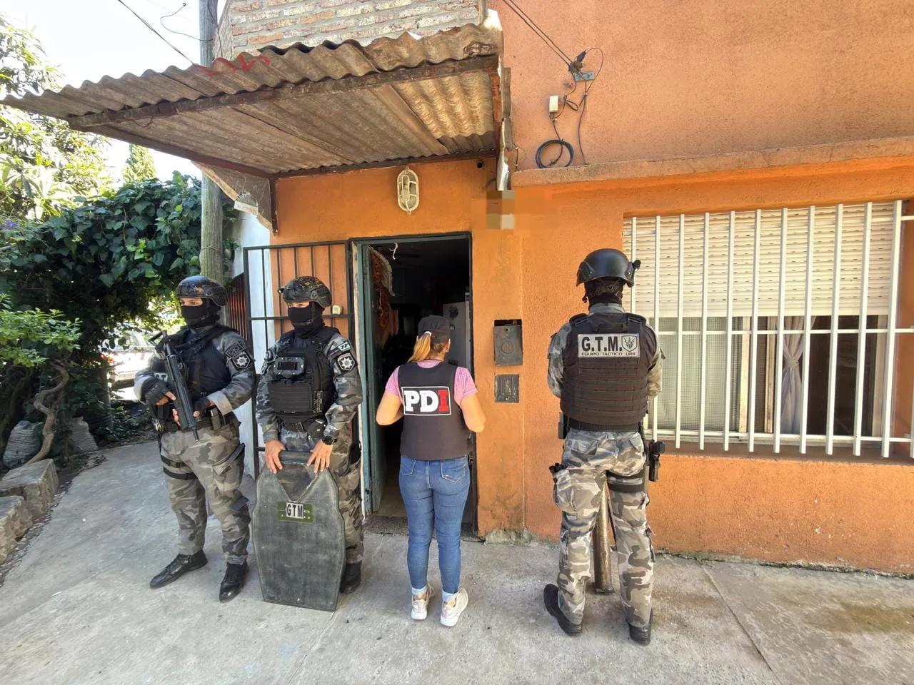 WhatsApp Image 2025-12-02 at 17.23.57