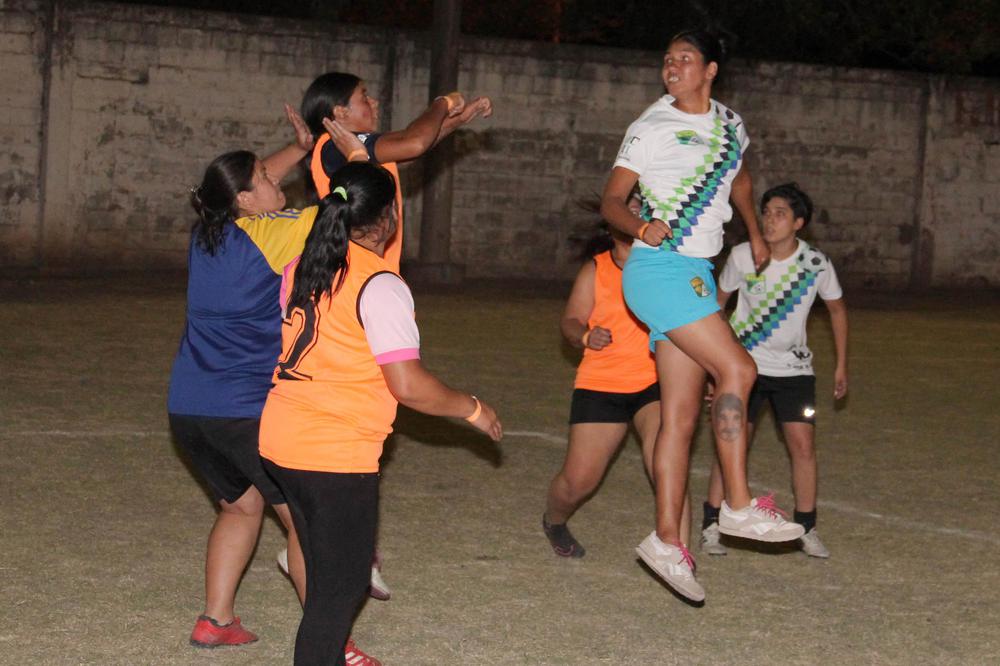 ellas juegan vgg (1)