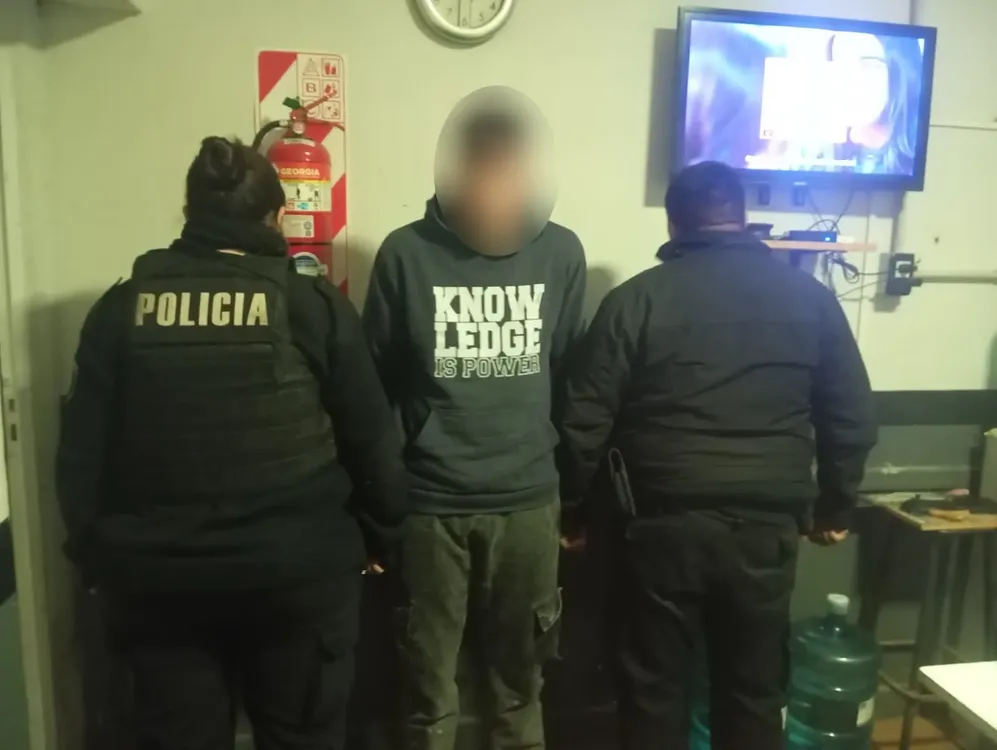 Detenido con un arma de fuego en Barrio Norte