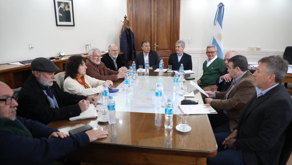 gobierno y gremios administración pública