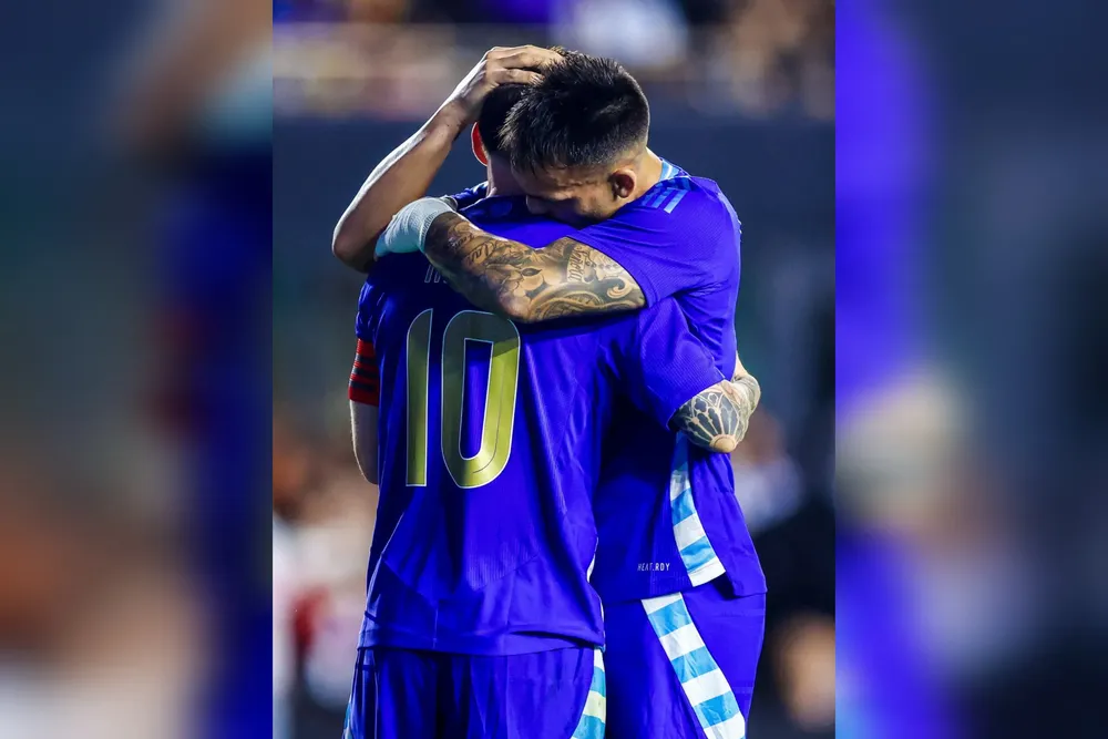 Messi y Lautaro Martínez 