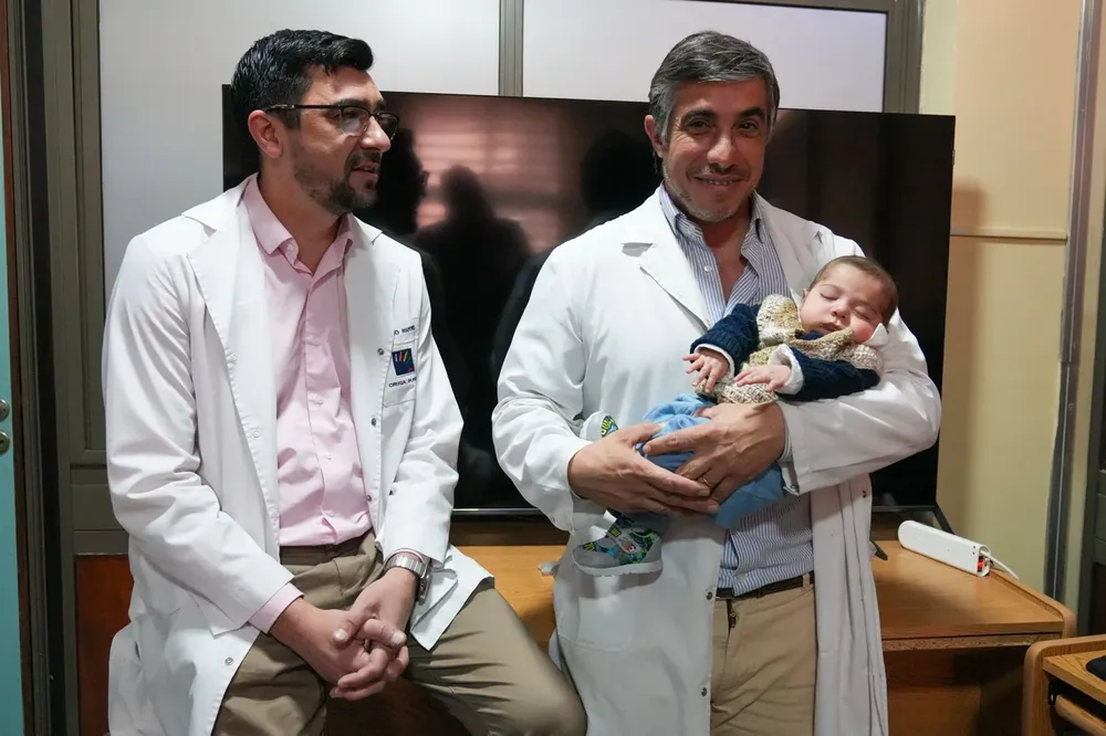 Hospital Alassia - cirugía inédita a un recién nacido