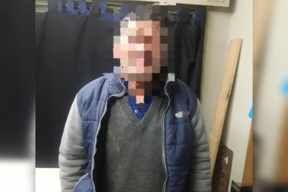 detenido por apuñalar a su hijo