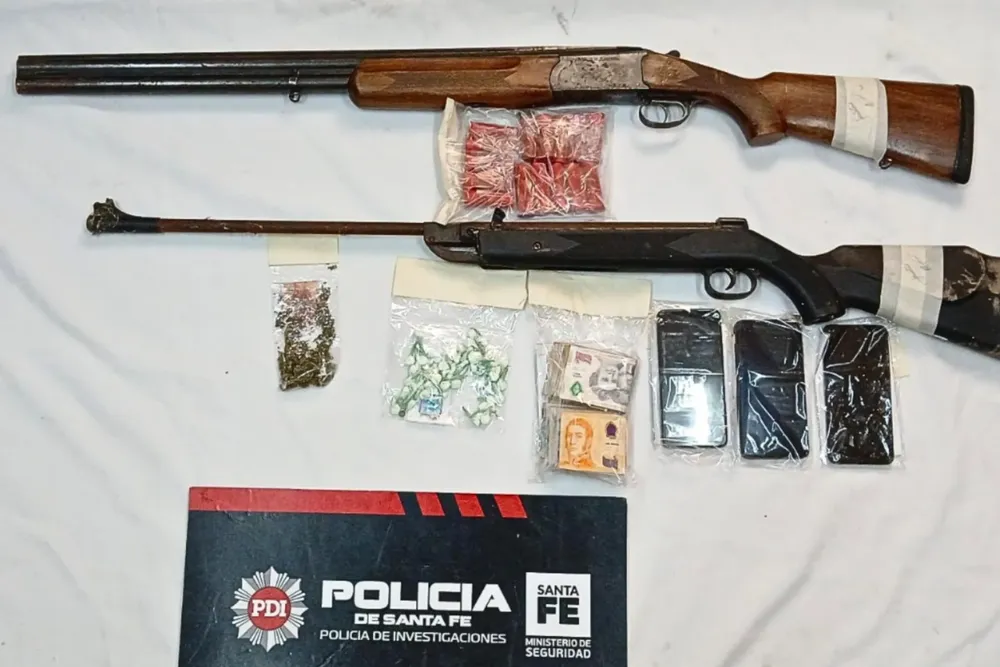 Allanamientos en Fray Luis Beltrán y Capitán Bermúdez