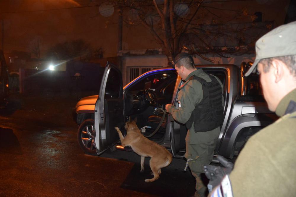 ROSARIO-ARMAS-MUNICIONES-CARGADORES-DINERO (3)