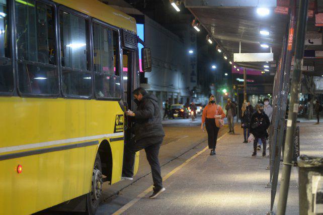 los-colectivos-dejaron-circular-el-sabado-la-0-hora