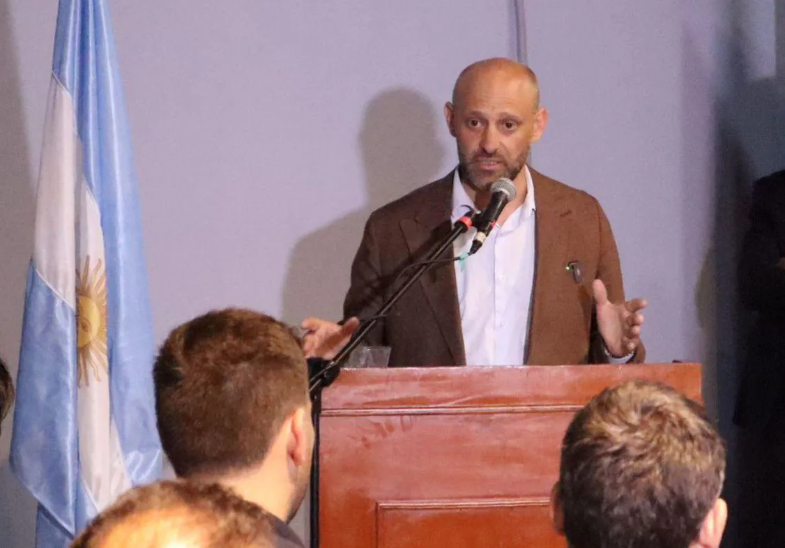 WhatsApp Image 2025-12-01 at 19.18.28