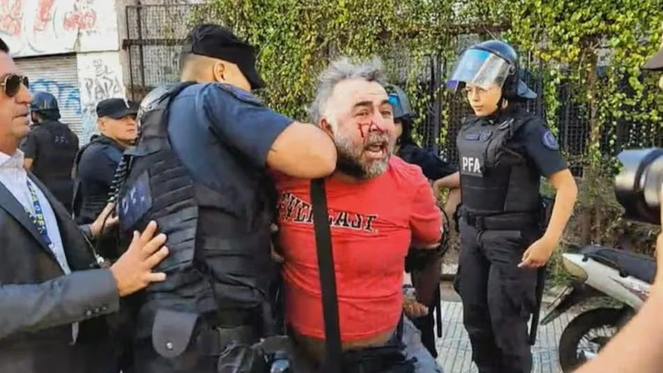 Camarógrafo detenido por la PFA en el Congreso