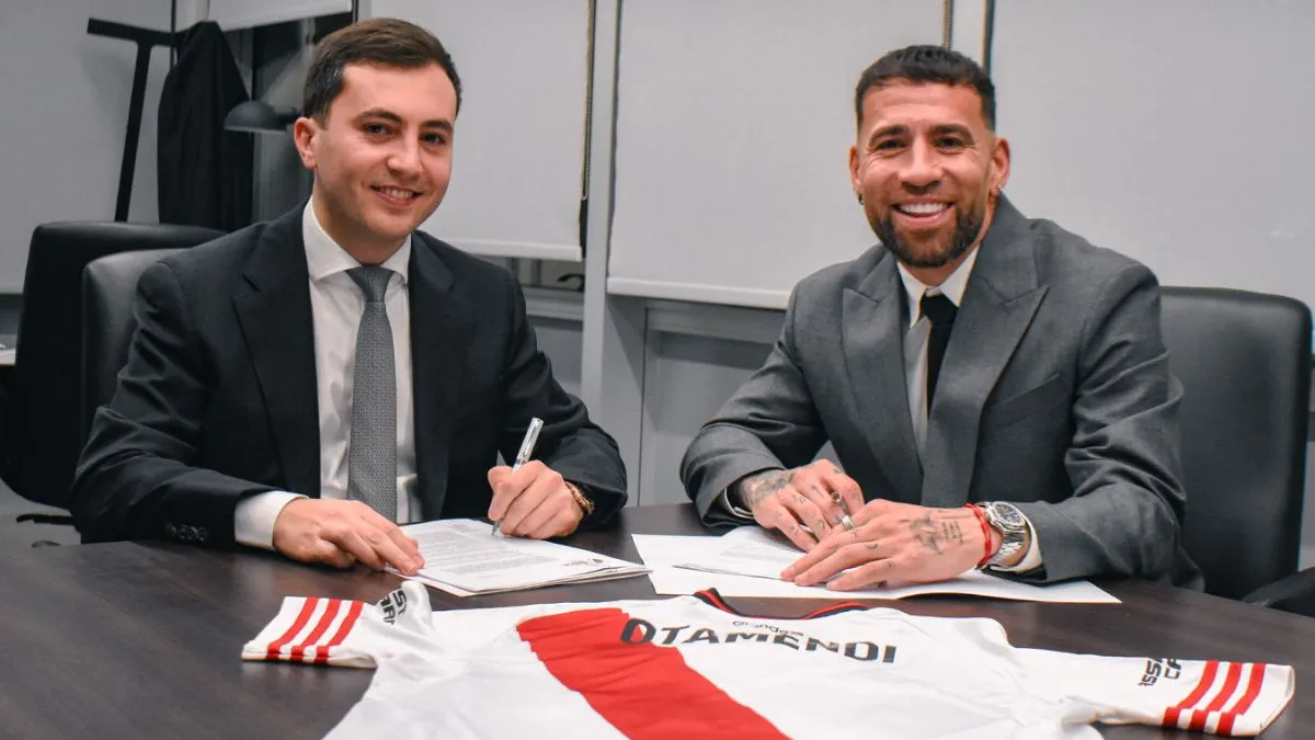 otamendi-firma-contrato-river