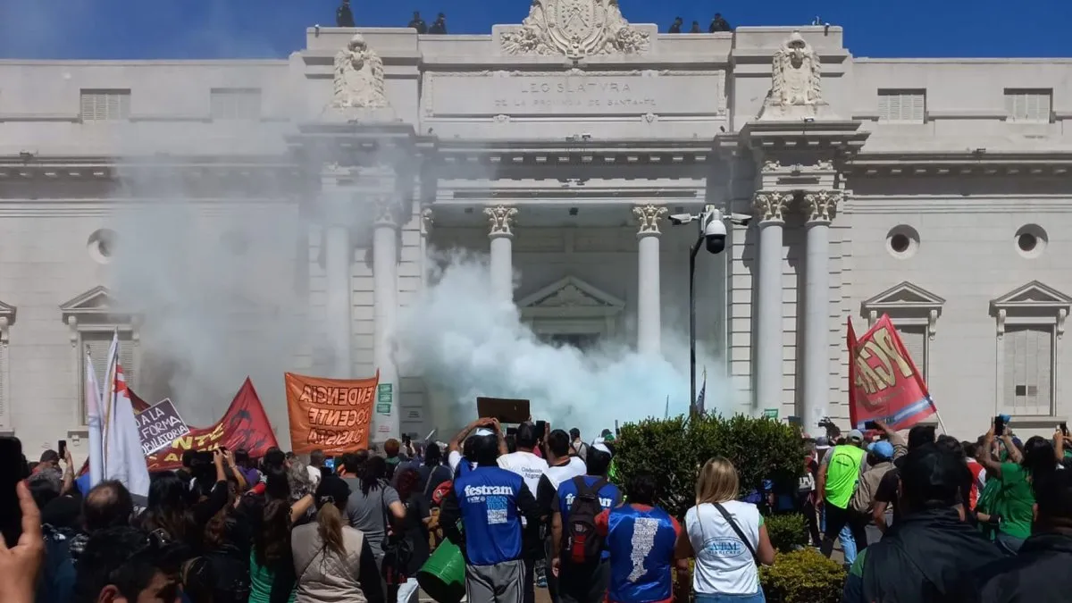 legislatura-santa-fe disturbios