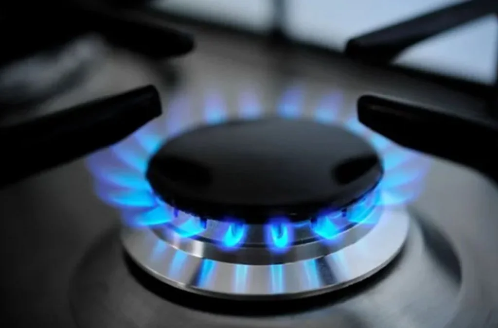 Gas