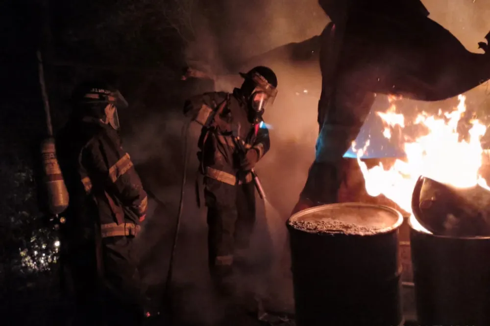 Incendio vivienda precaria Lavalle y La Plata, en Fray Luis Beltrán