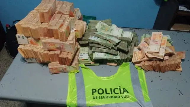 secuestro-billetes-dinero-policia-vialjpg
