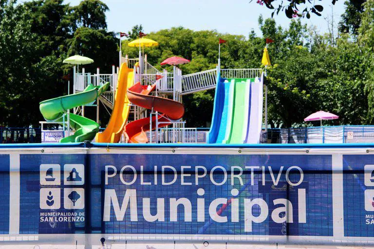 pileta polideportivo