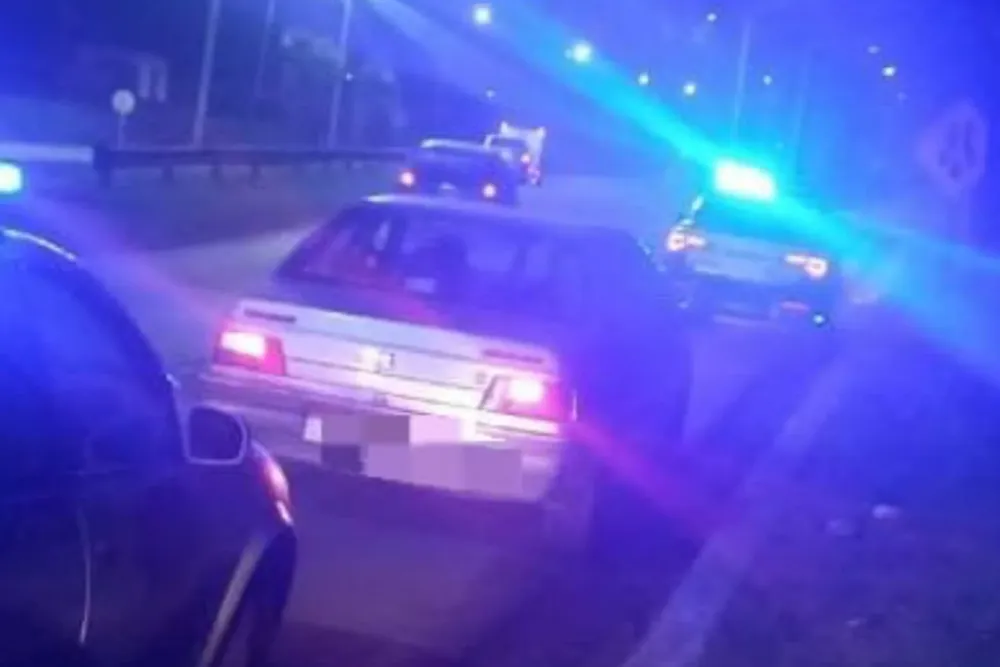 Retuvieron un auto con prohibición de circulación