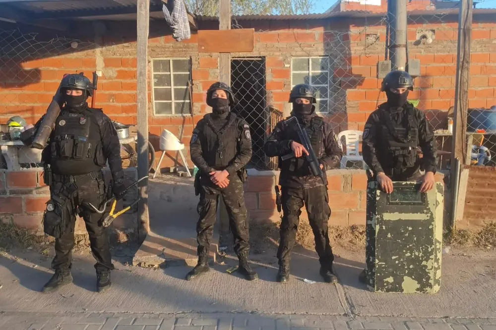 operativo busqueda Gastón Montenegro