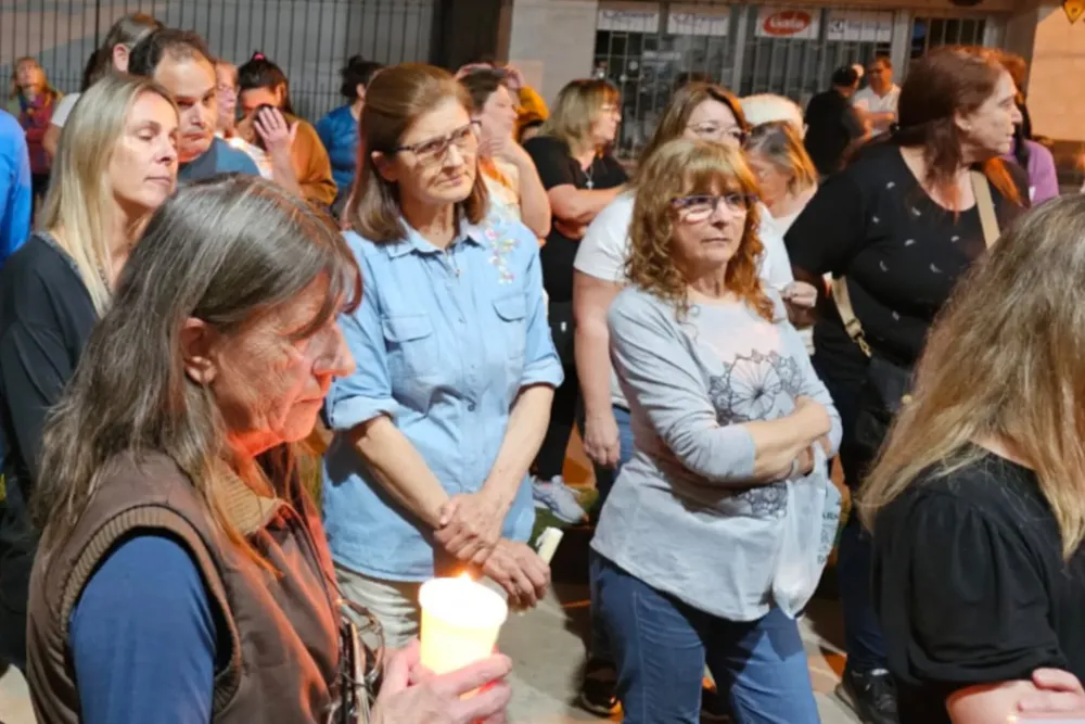 Marcha de vecinos en Capitán Bermúdez 