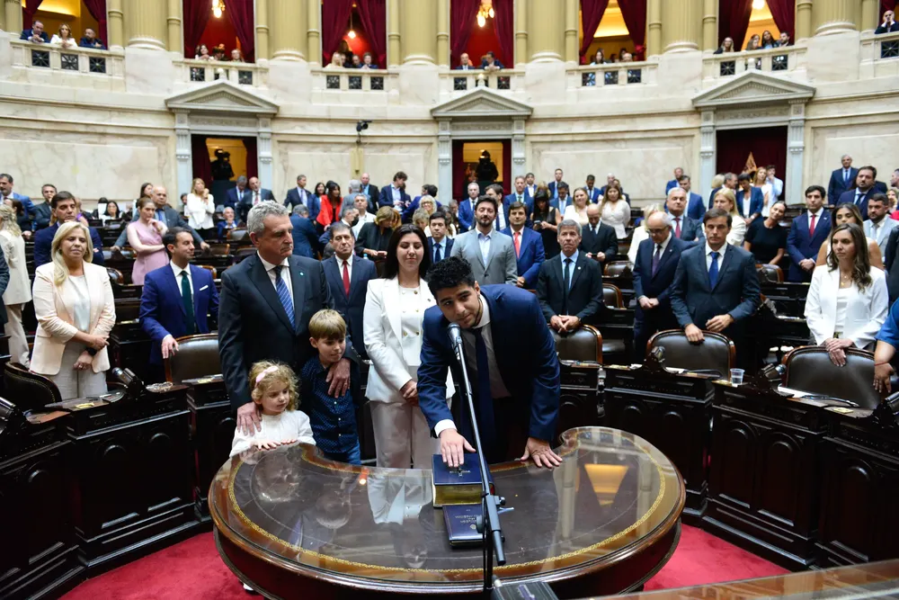 Juramento de diputados nacionales por Santa Fe 