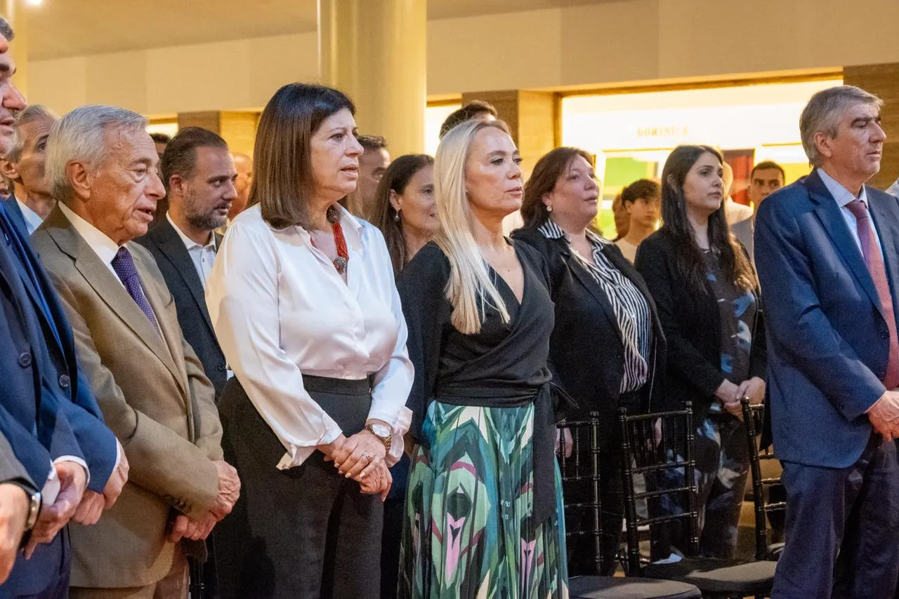 WhatsApp Image 2025-10-04 at 17.21.58 (1)