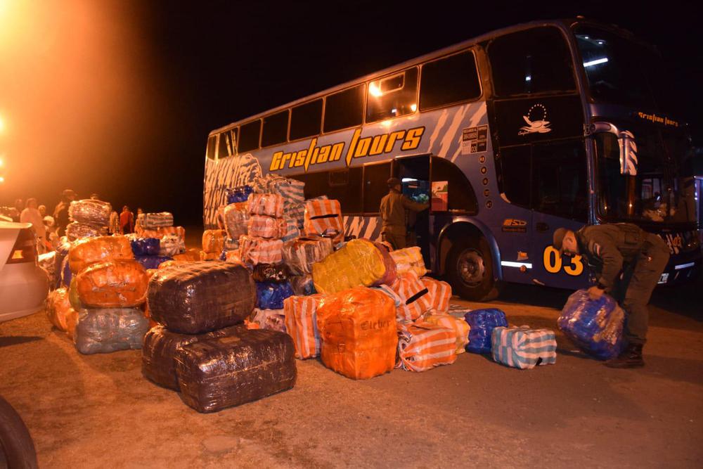 Decomisan mercadería