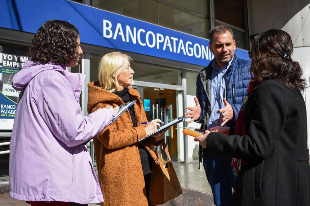 protección de derechos de usuarios financieros