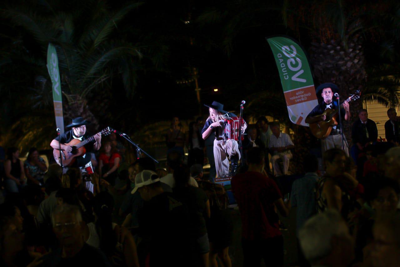 VGG noche familiares