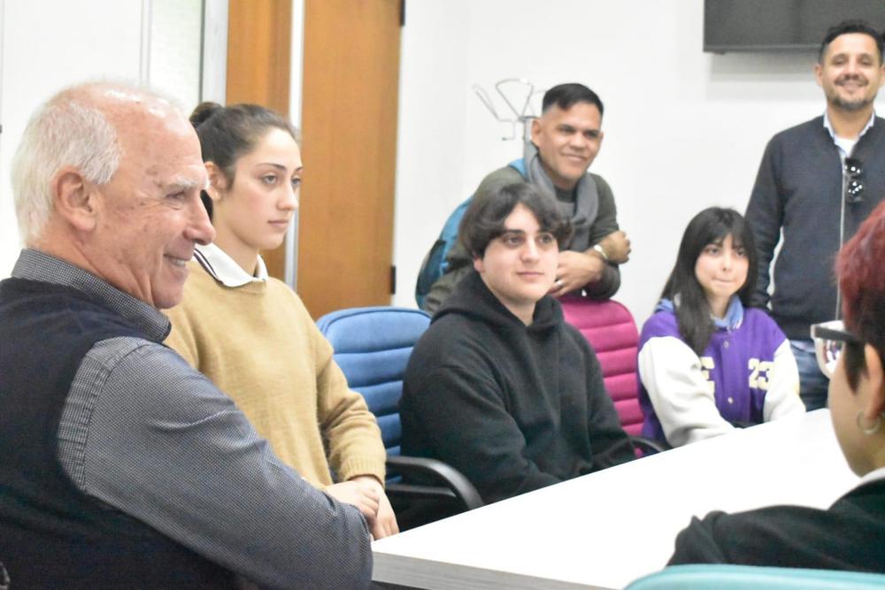 De Grandis y alumnos